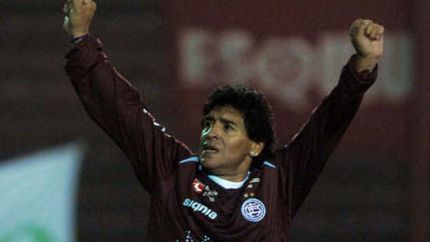 Diego, con la casaca de Lanús.