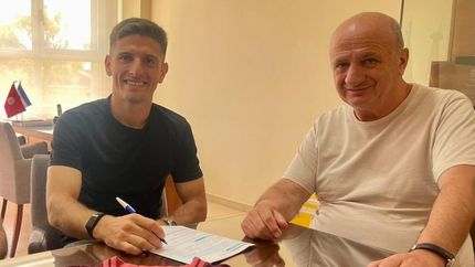Nicolás Russo desmintió que haya contactos por el pase de Sasha Marcich a Racing. Nicolás Russo desmintió que haya contactos por el pase de Sasha Marcich a Racing.