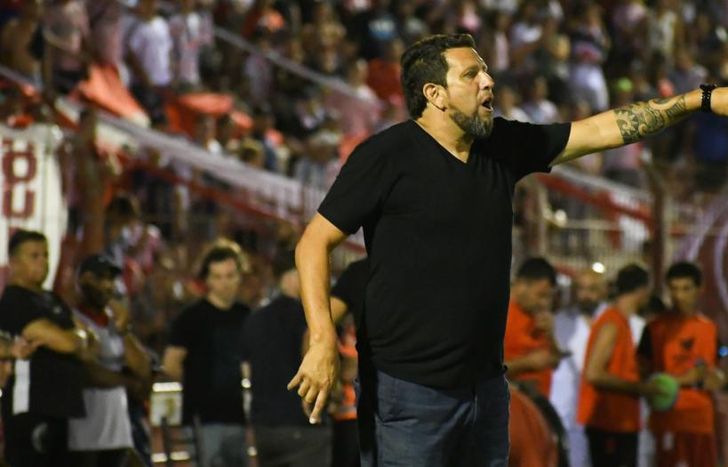 El Búfalo, claro como siempre, habló tras el empate con Cañuelas.