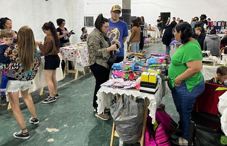 En la última edición hubo 100 puestos a disposición de los visitantes.