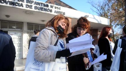 Las censistas recorren todos los barrios.