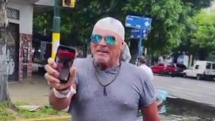 Alfa de Gran Hermano se cruzó con motociclistas.