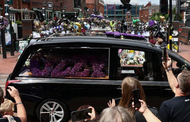 Último adiós a Ozzy Osbourne.