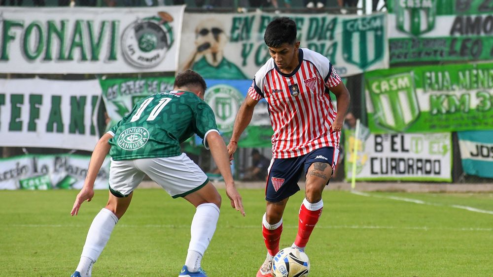 Peter Grance frente a Daniel Juárez. Peter Grance frente a Daniel Juárez.