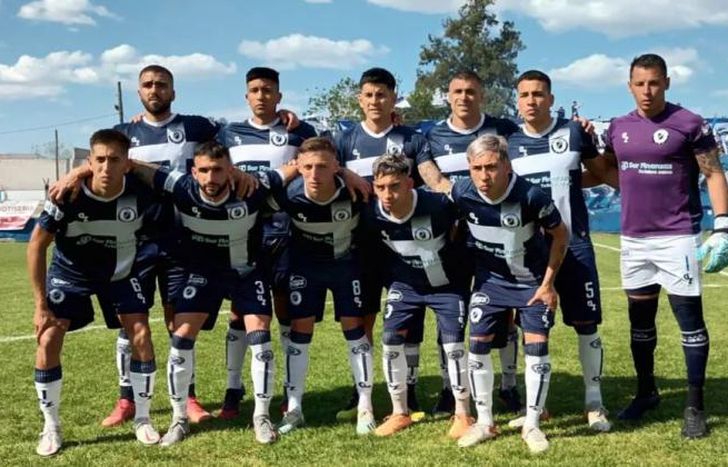 San Martín zafó del descenso.