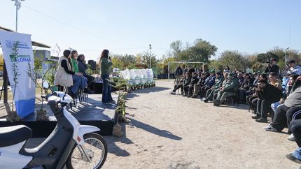 Más de 600 recicladores de Lomas recibieron nuevo equipamiento. Más de 600 recicladores de Lomas recibieron nuevo equipamiento.