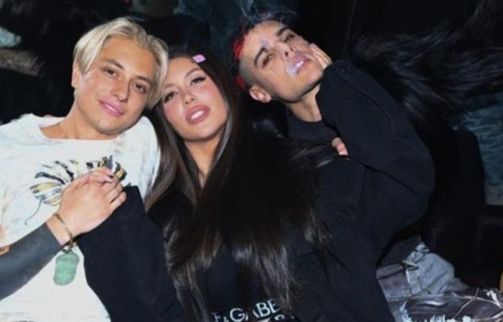 Wanda junto a los dos raperos.