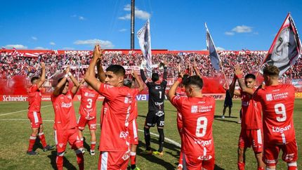 Los Andes va por la final a la Barranca. Los Andes va por la final a la Barranca.