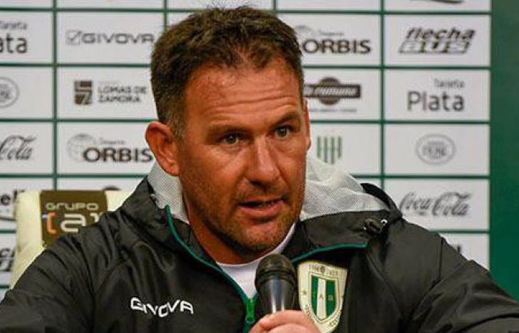 Con Dabove, Banfield sumó seis de seis en juego.