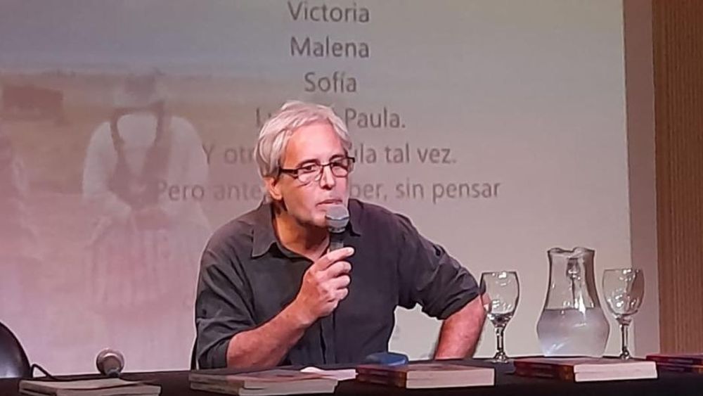 Juan Botana, escritor banfileño.