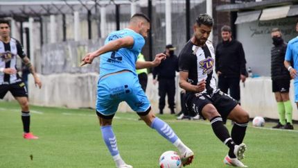 Temperley no pudo pasar del cero en la visita a Caseros. Temperley no pudo pasar del cero en la visita a Caseros.