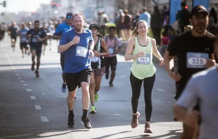 Federico Otermín y Sol Tischik, en plena carrera.