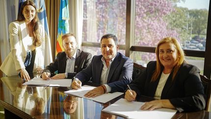 Federico Otermín, Diego Molea y Fernanda Vázquez anunciaron el Consejo de Seguridad y Justicia de Lomas junto a la UNLZ.