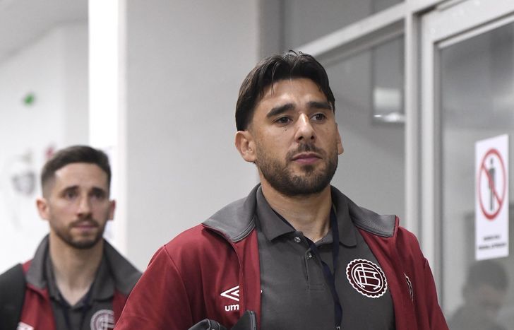 La bronca de Eduardo Salvio tras la eliminación de Lanús.