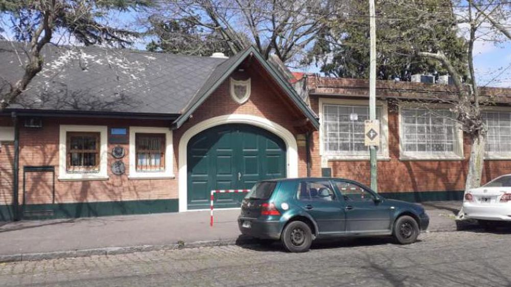 Pasaran por la edificación histórica del Colegio San Albano.