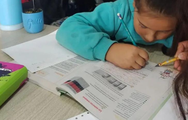 Además de la merienda brindan apoyo escolar y cuentan con taller de alfabetización.