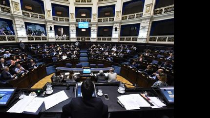 avanza el proyecto para otorgar una pension a hijos de victimas de femicidio