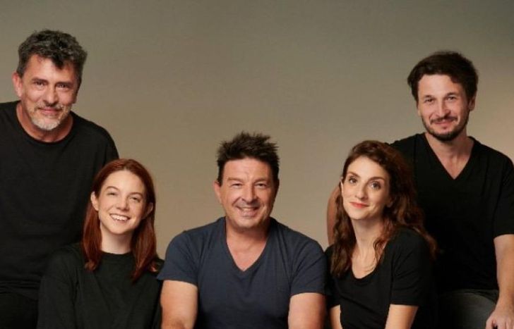 Se viene una comedia.