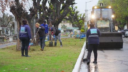 Todos los días hay operativos de higiene urbana en Lomas.