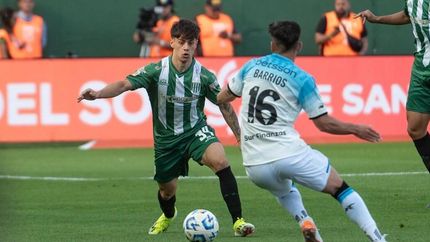Banfield y Racing volverán a verse las caras este sábado en el Florencio Sola.