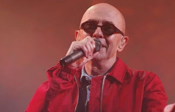 El Indio, en una de sus últimas presentaciones en vivo.