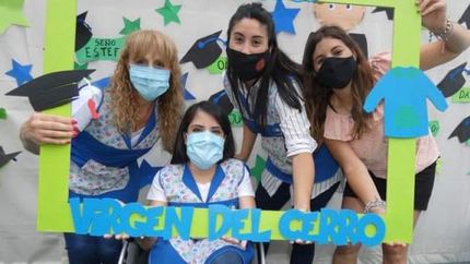 Parte del equipo de trabajo del espacio educativo.