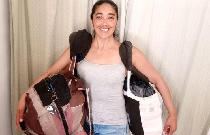 Sale todas las mañanas a realizar recorridos por diversas zonas.