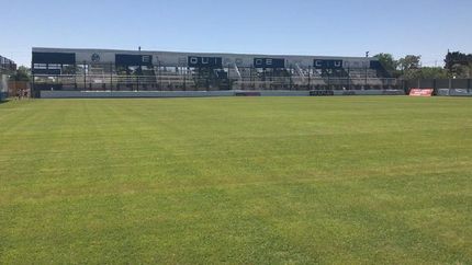 Así lució el estadio de Merlo para el choque entre Sacachispas y los de Escalada. (Prensa Talleres).