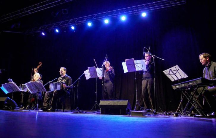 Será una tarde-noche a pura música, baile y milonga.