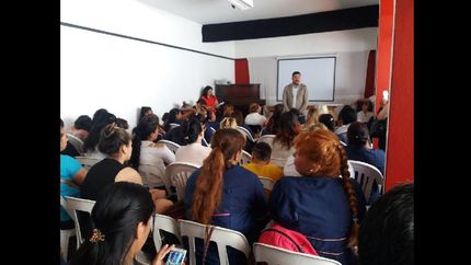 ensenan a los vecinos de lomas como dirigir un centro de jubilados