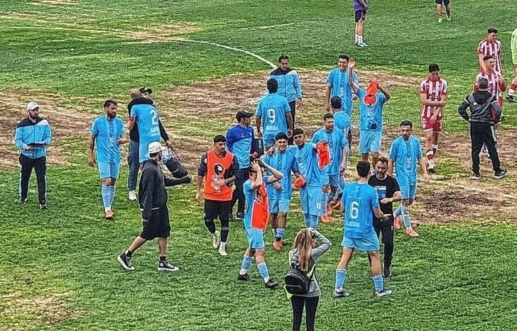 Talleres de Escalada y Defensores Unidos empataron en Zárate.