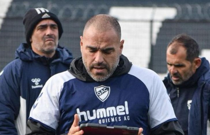 Duscher renunció como DT de Quilmes.