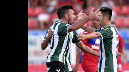 Banfield, ante River, va por un triunfo necesario.