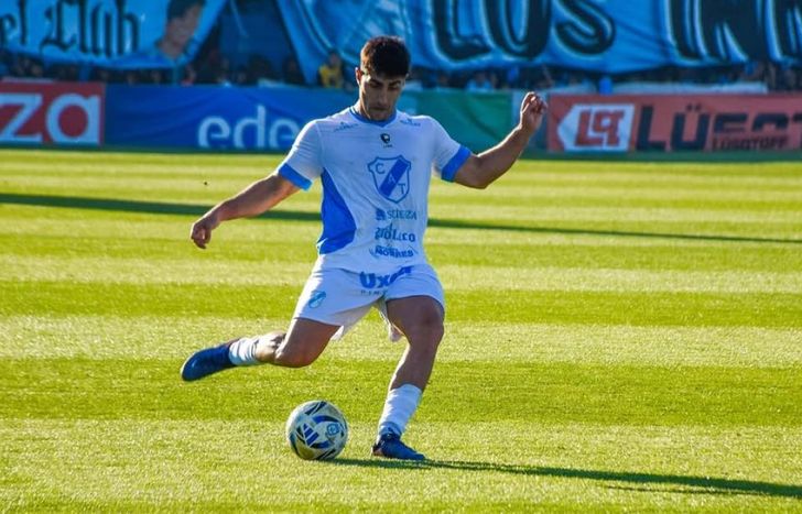 Lorenzo Monti destacó por fortaleza defensiva de Temperley.