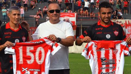 Maxi Rodríguez y Patricio Romero, antes del partido ante Agropecuario.