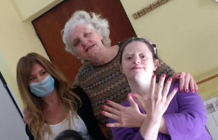 Felices y renovadas.