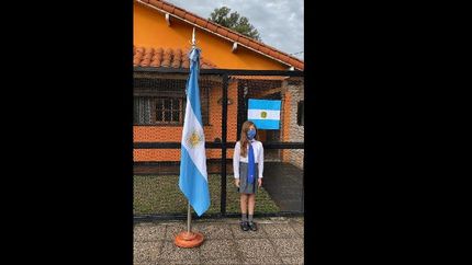 La bandera viajó de casa en casa, siempre cumpliendo con los protocolos sanitarios.