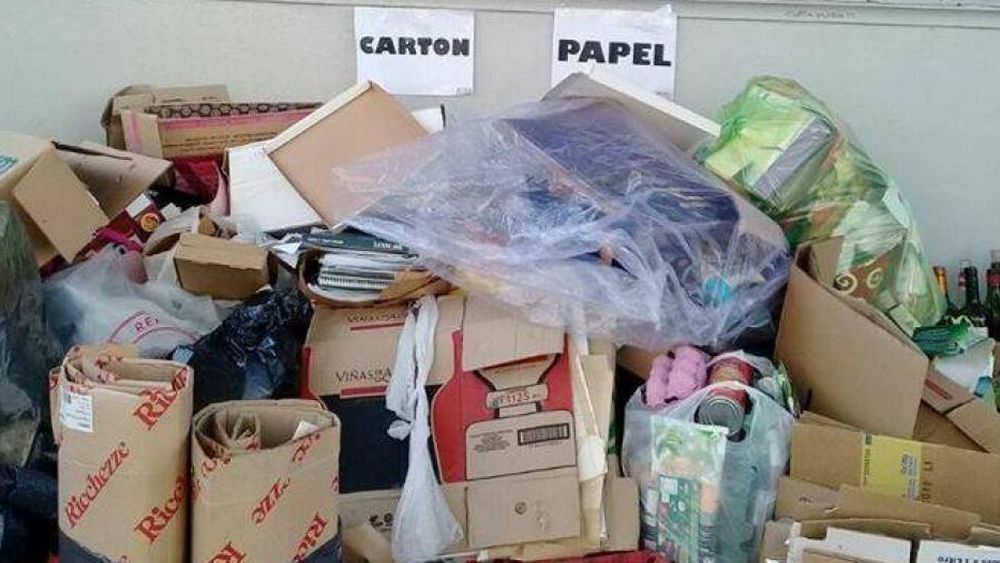 Cada sector estará señalizado para dejar las donaciones el material para reciclar.