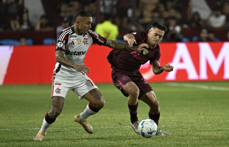 Lanús va por el segundo paso para hacer historia en Brasil.