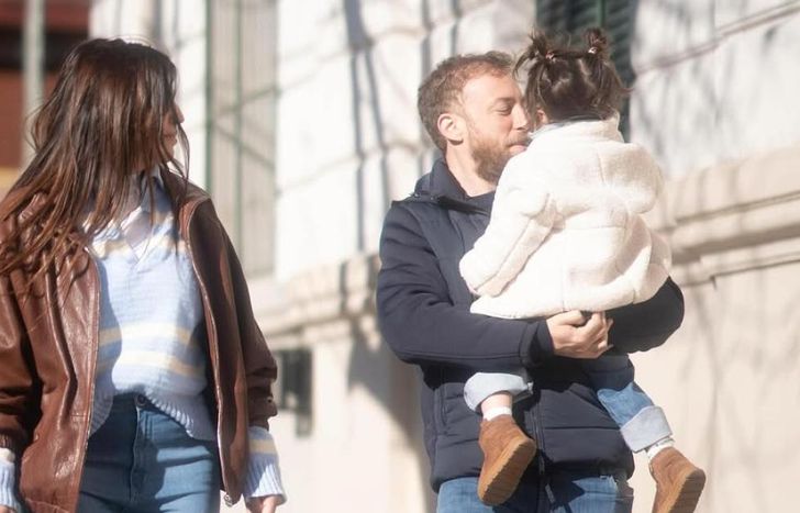 Daniela Vilar fue a votar junto a Federico Otermín y a su hija Sofía.