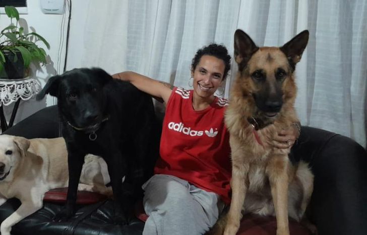 Una experta en la comunicación animal que se dedica al bienestar de ellos.
