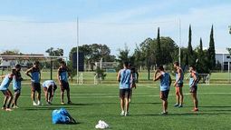 El plantel Tricolor practicó en Córdoba, donde este domingo enfrentará a Instituto.