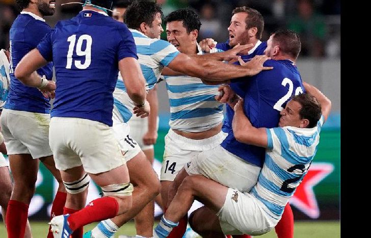 Los Pumas deberían ganarle a Tonga, Estados Unidos e Inglaterra. Difícil.