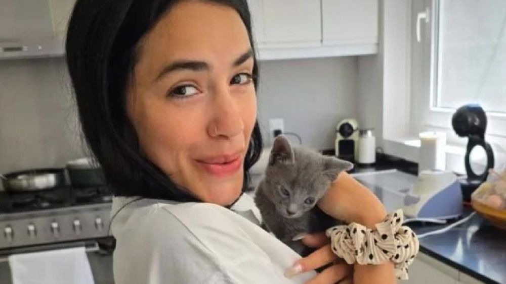 Lali Espósito y su gato Esteban.