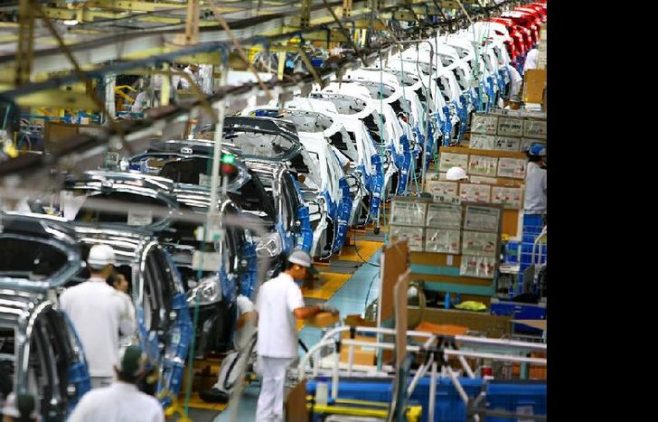 Cayó la venta y hubo suspensiones en varias fábricas.