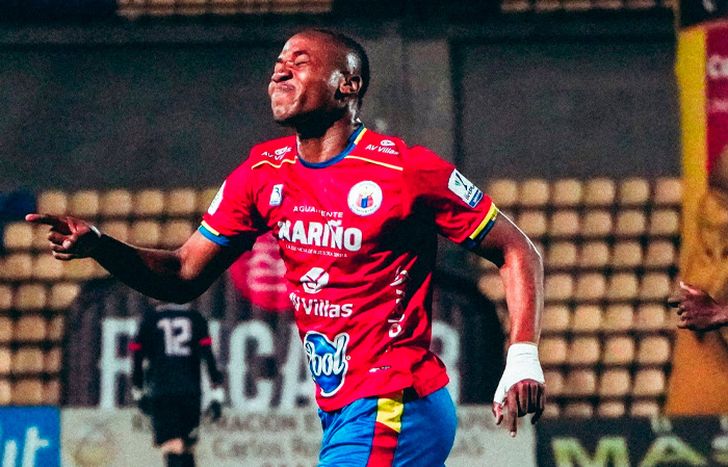 Yoshan Valois es el elegido de Lanús para reemplazar a Castillo.