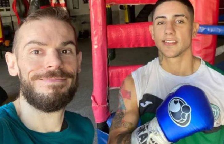 Lucas, junto a Xavi, su profe y quien lo acompañará en el rincón.