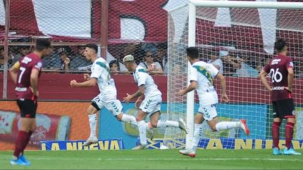 Lanús no puede ganarle a Banfield en La Fortaleza desde hace 9 años. Lanús no puede ganarle a Banfield en La Fortaleza desde hace 9 años.