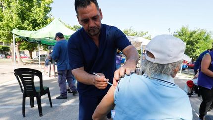 Los vecinos tienen que acercarse al Centro Integral de Salud más cercano a su domicilio.