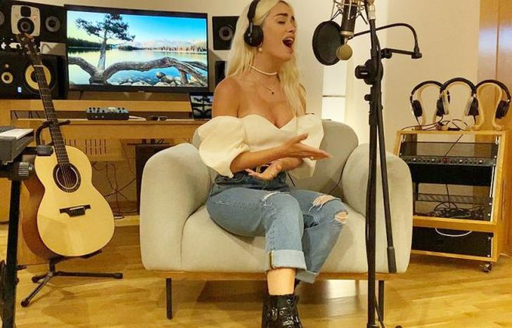 Lali, en carrera por un premio internacional.